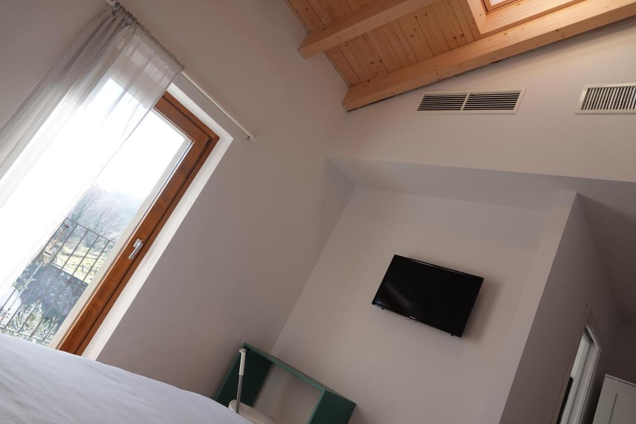 Bed and Breakfast Casale Bella.Vista Pianello Del Lario Esterno foto