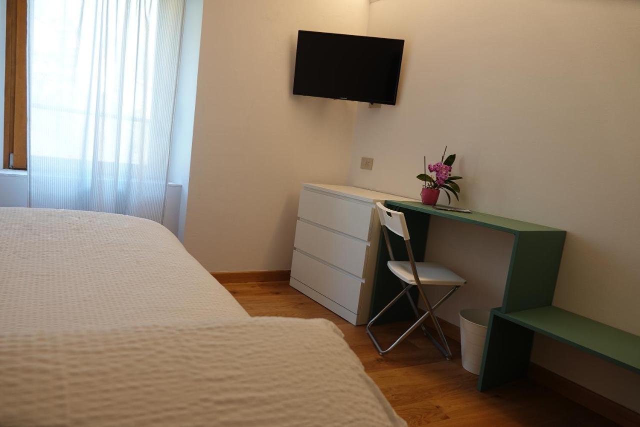 Bed and Breakfast Casale Bella.Vista Pianello Del Lario Esterno foto